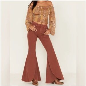 Shyanne Women's High Rise Tulip Hem Super Flare Jeans Burnt Sienna Size 33 x 32